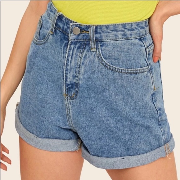 SHEIN Pants - shein rolled shorts